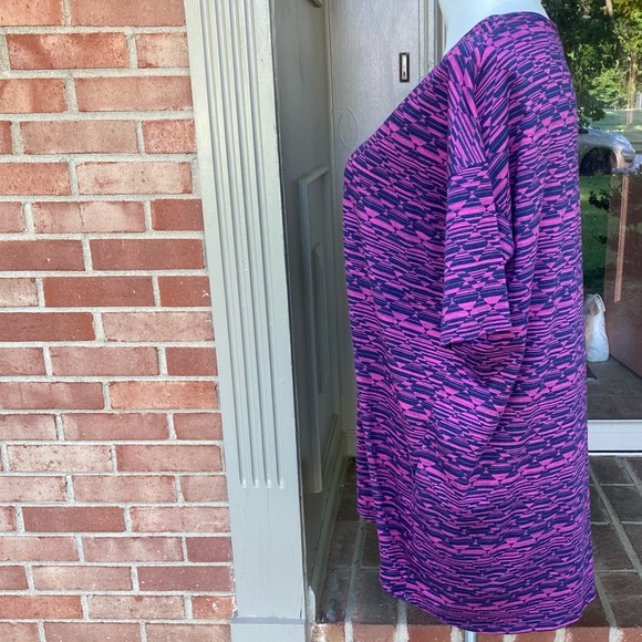 EUC LuLaRoe Irma tunic, XL - Picture 3 of 13